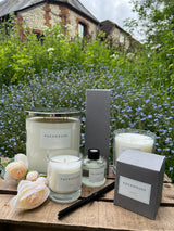 Hand Poured Luxury Candle - Peony 640g (Unboxed)