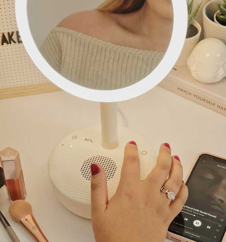 Makeup Mirror with Ring Light and Bluetooth Speaker The Packhouse