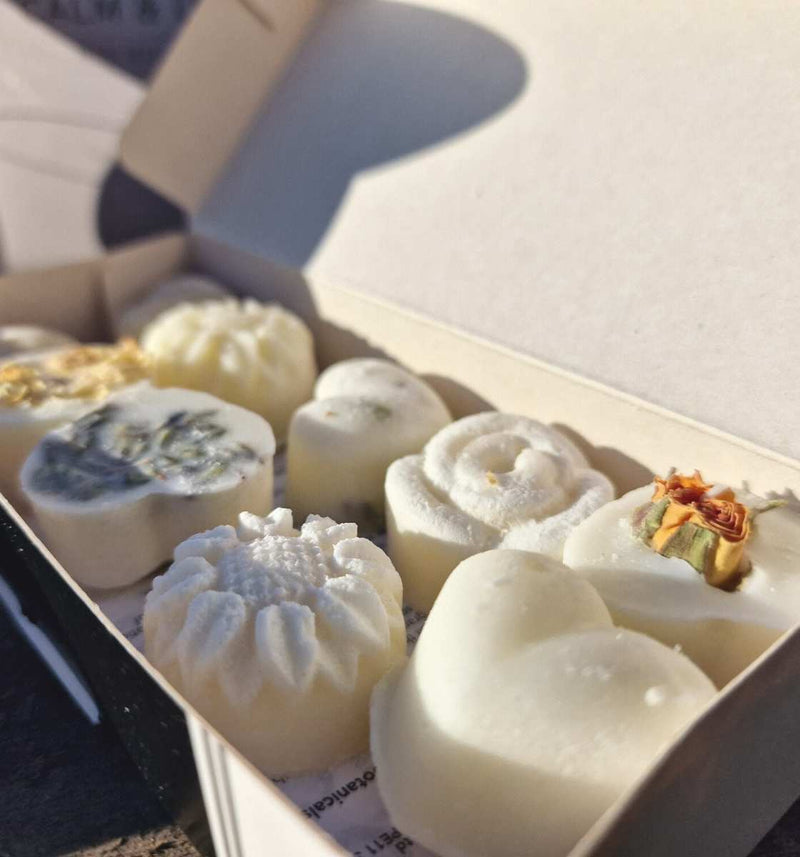 Calm & Unwind Wax Melt and Burner Gift Set