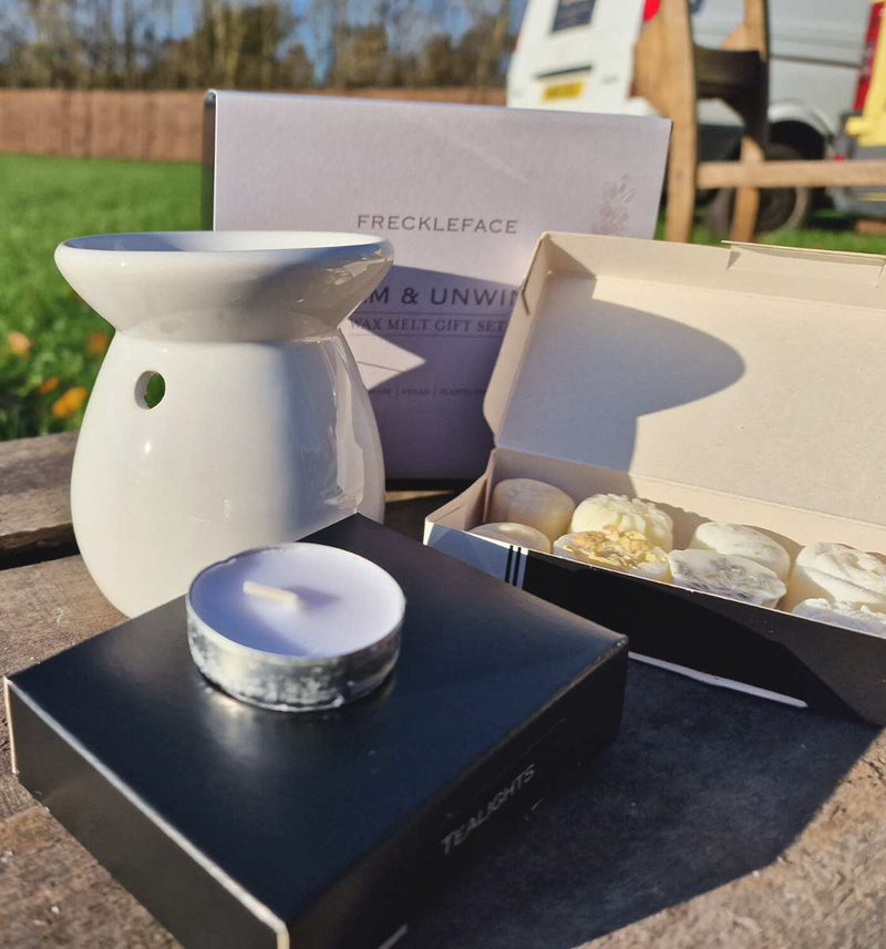 Calm & Unwind Wax Melt and Burner Gift Set